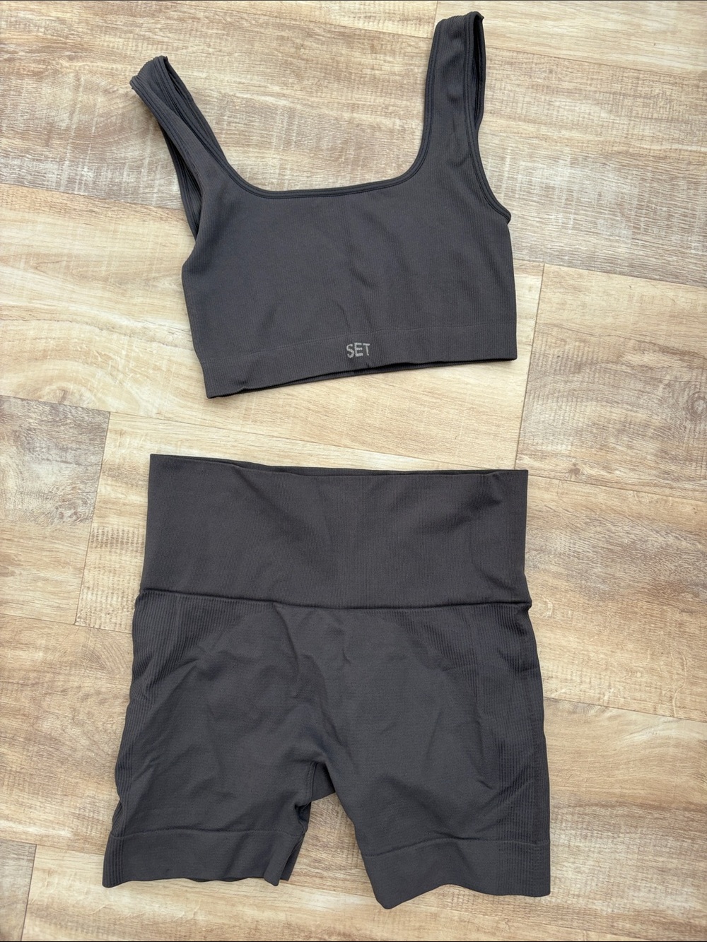 SET Active Charcoal Ribbed Seamless Activewear Top and biker shorts